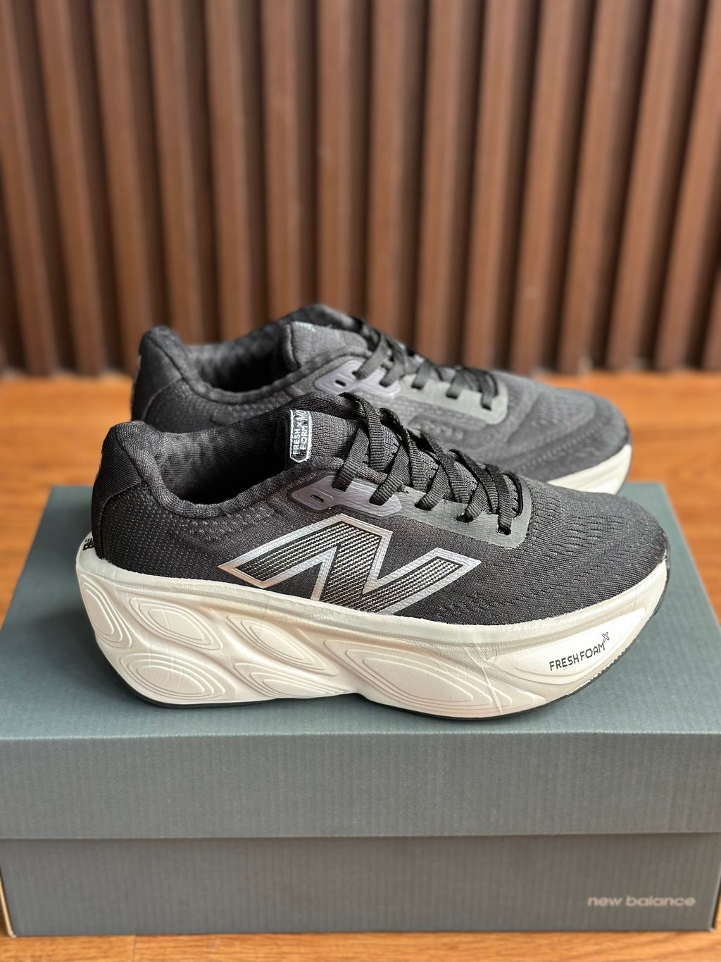 NEW BALANCE 1080