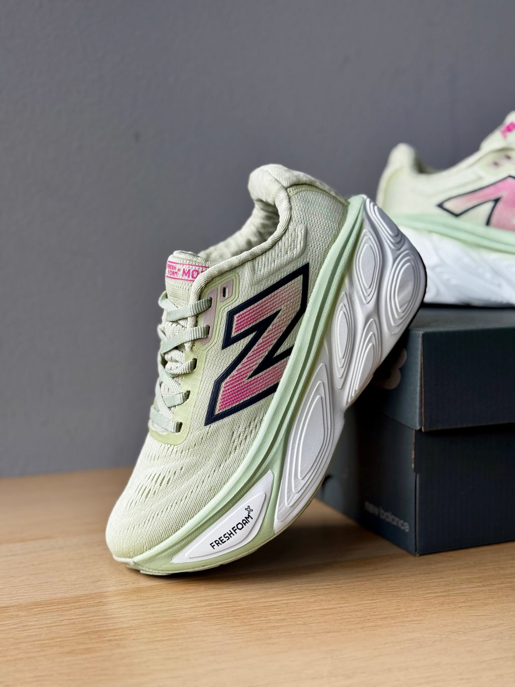 NEW BALANCE 1080