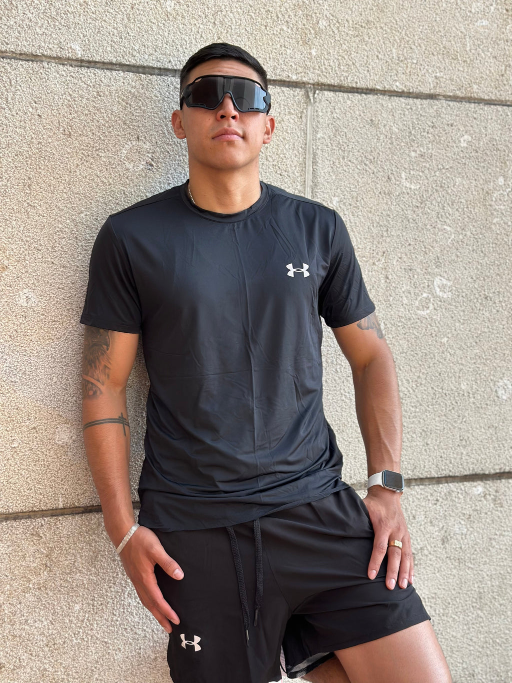 SET UNDER ARMOUR