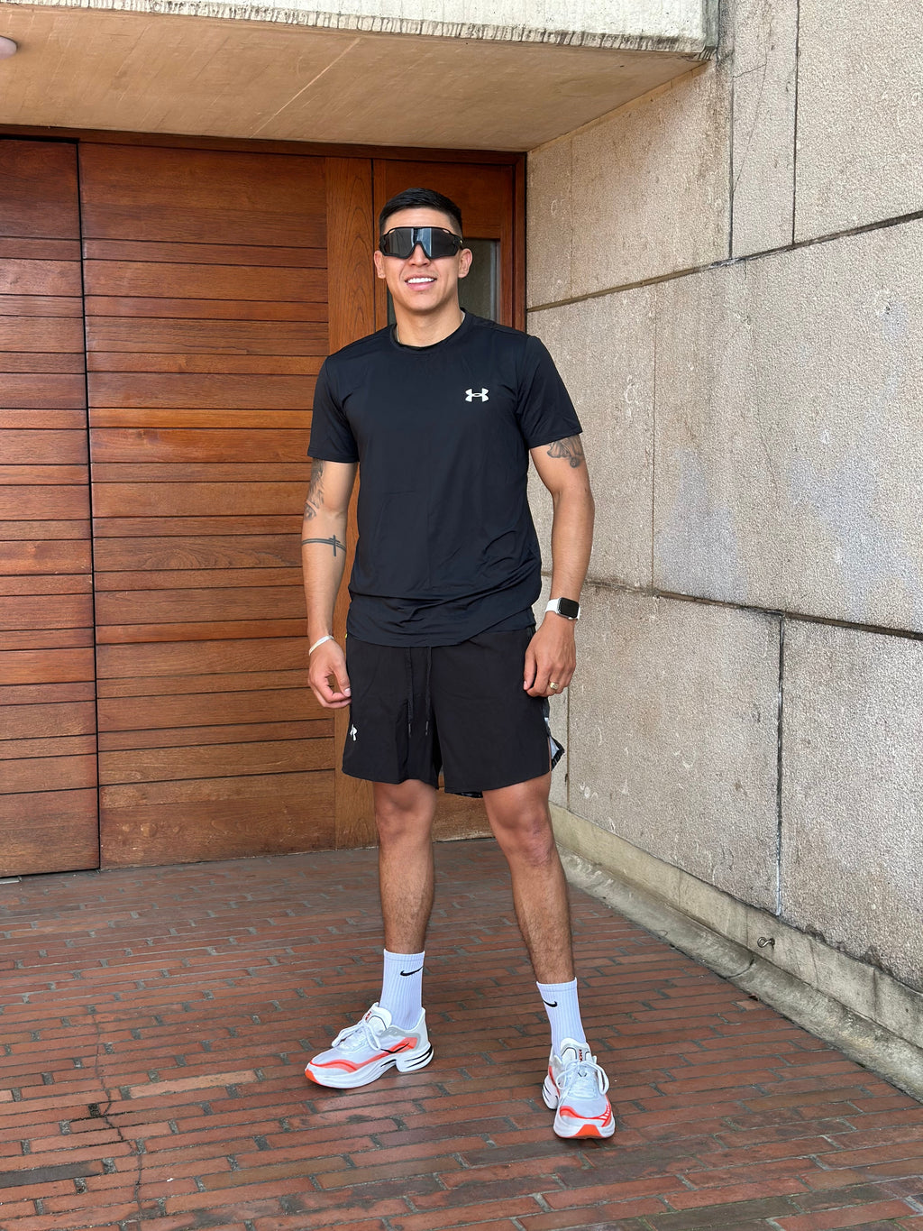 SET UNDER ARMOUR