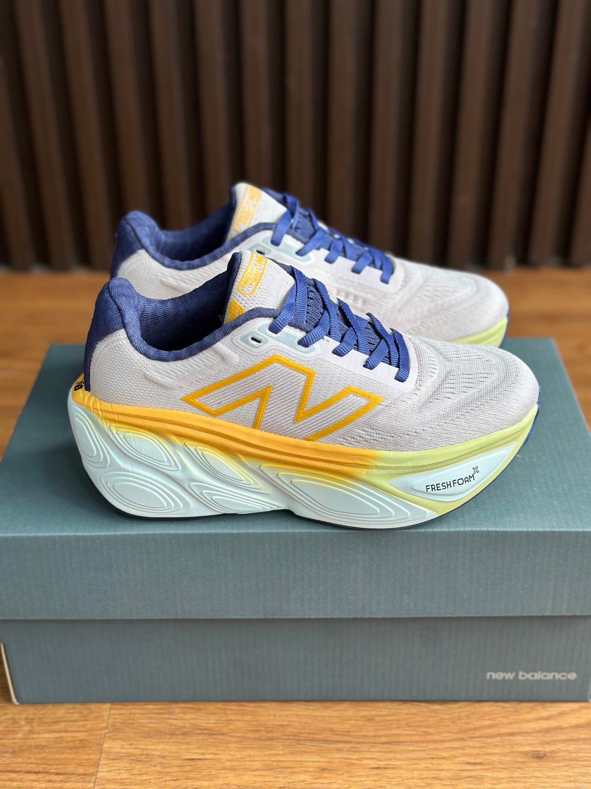 NEW BALANCE 1080