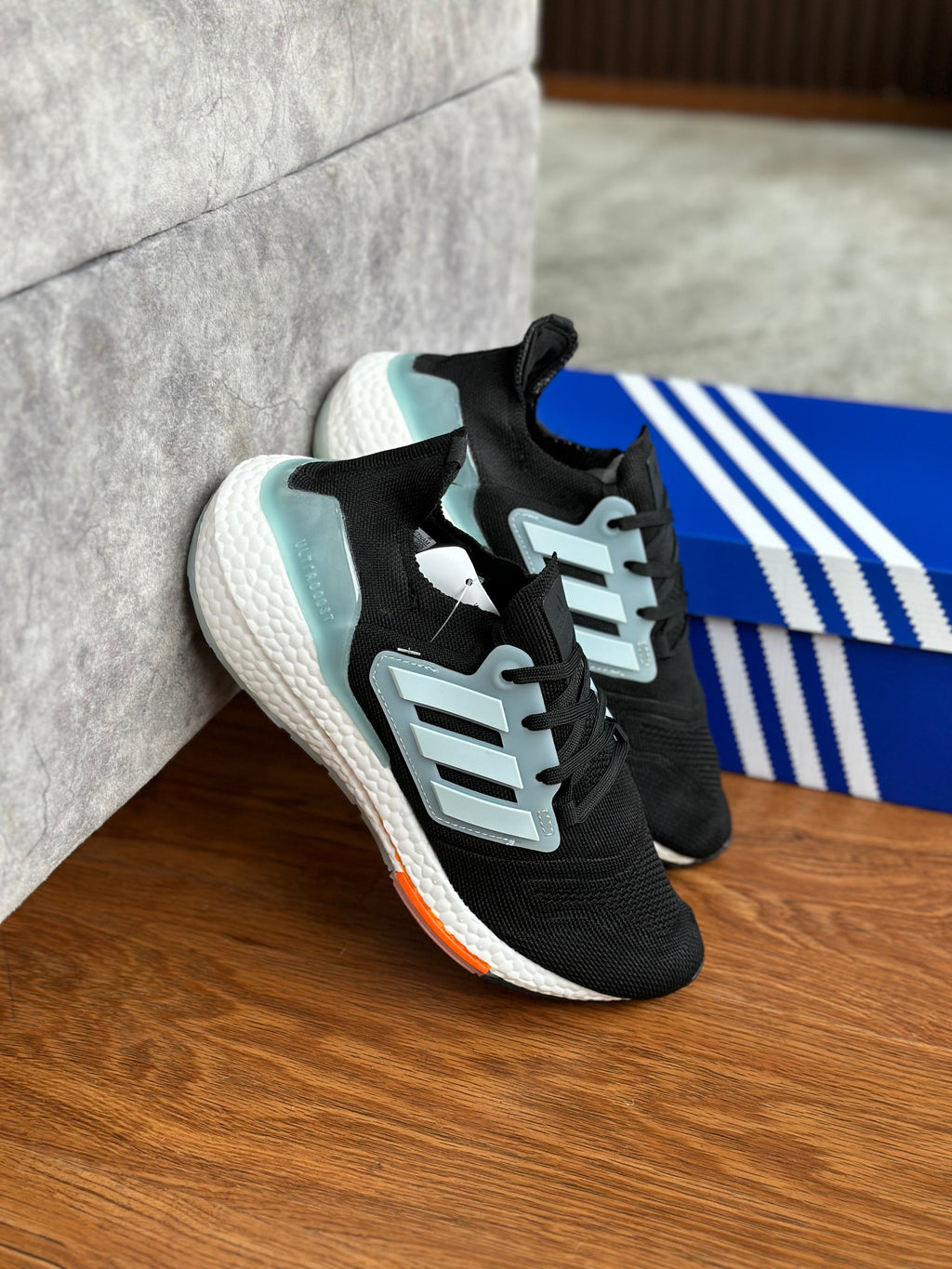 ULTRABOOST