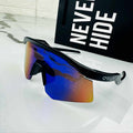 OAKLEY